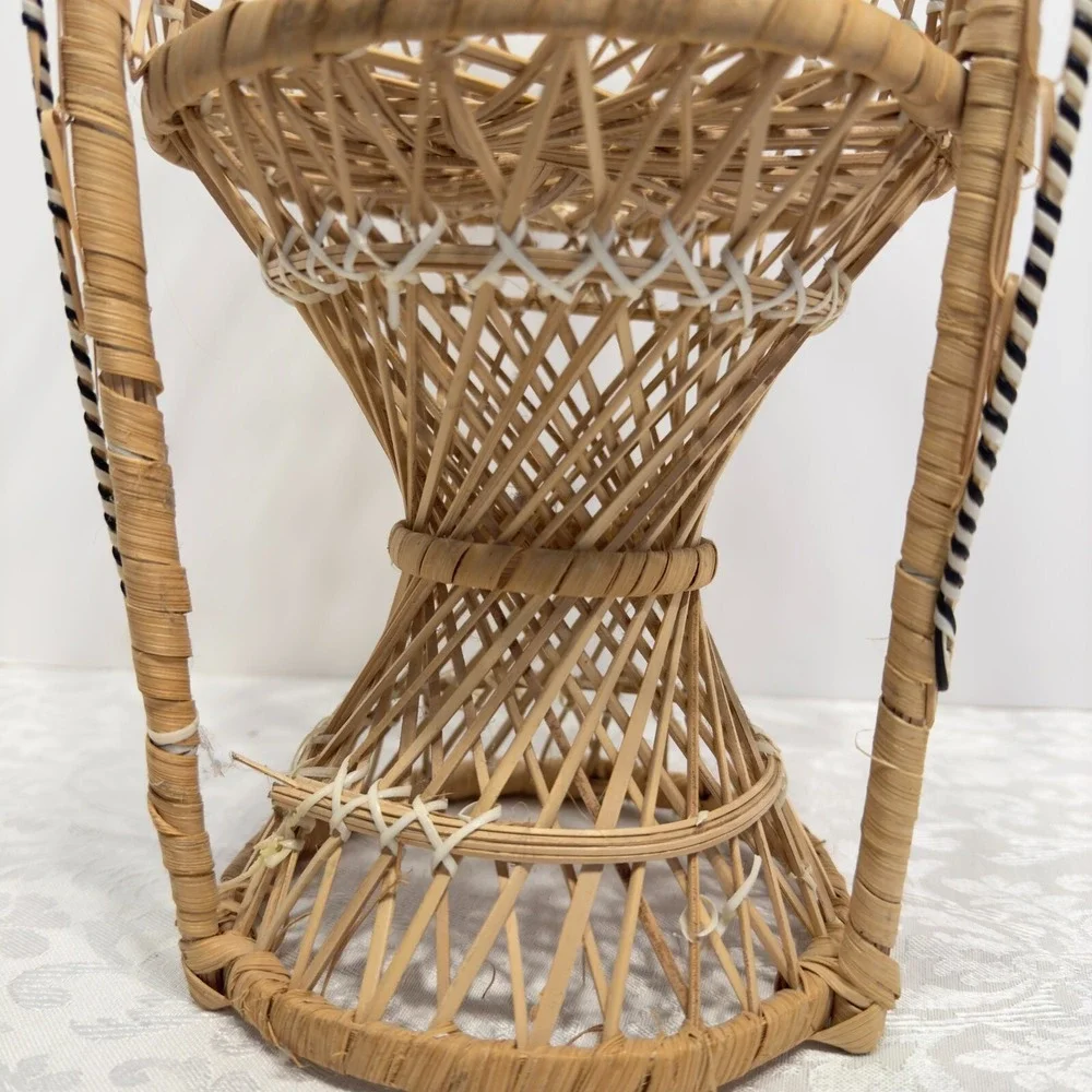 Wicker Peacock Fan Rattan Chair 16
